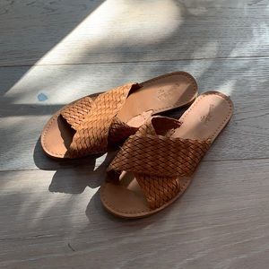 Universal Thread Chestnut Braided Slides